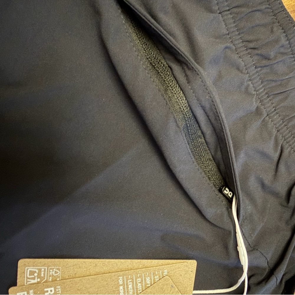 On Running Men's Black Athletic Running Shorts - Picture 5 of 9